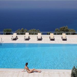 Mira Resort
